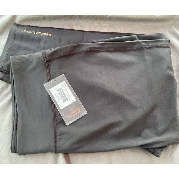 Tommy Copper Women's Core Compression Capri Pants - Picture 1 of 2